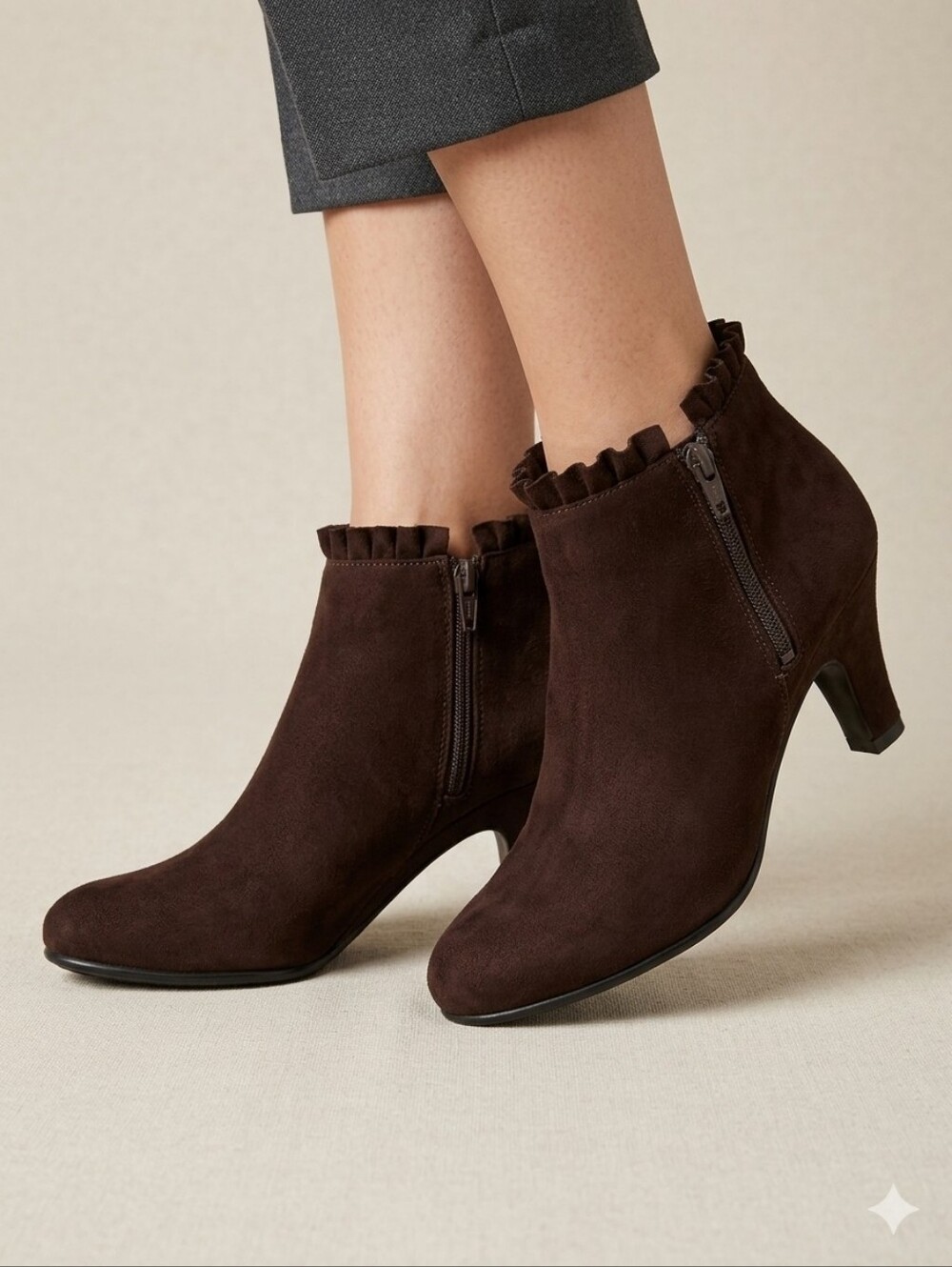 Aerosoles Loloa Brown Suede Ruffled Kitten Heel Booties 6.5